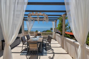 Villa Vesna with heated pool